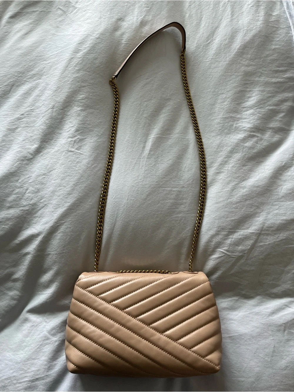 Tory Burch Quilted Chevron Shoulder Bag in Nude Beige with Gold Hardware